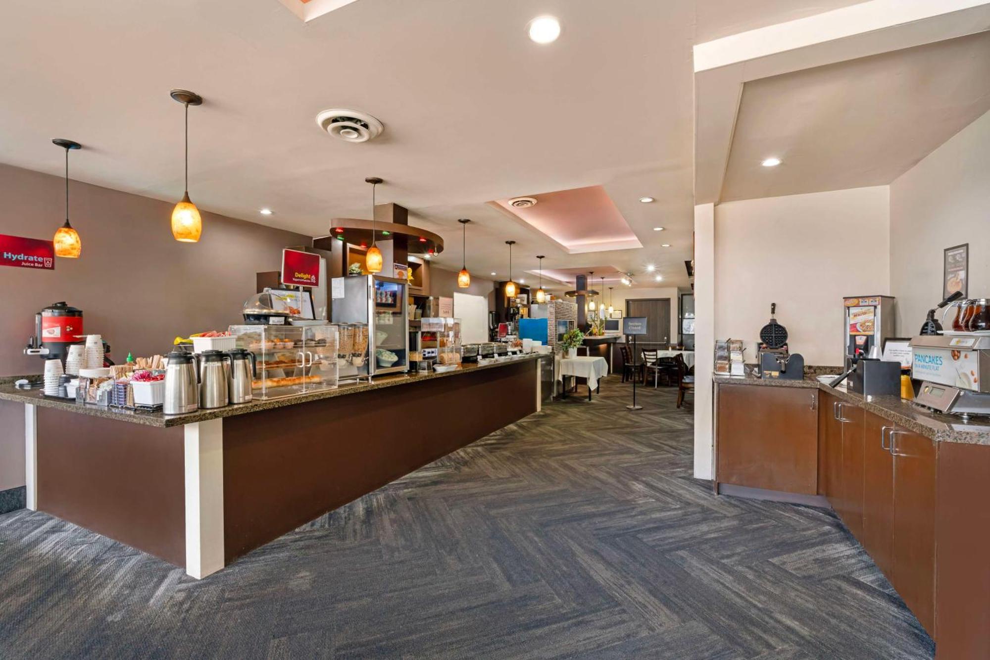 Western Hotel Burnaby